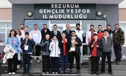 Şampiyon Taekwondo Sporcuları Ödüllendirildi