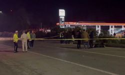 Samsun'da Motosiklet Tıra Çarptı: Bir Kişi Hayatını Kaybetti, Diğeri Ağır Yaralı