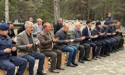 Şehit Hava Pilot Teğmen Yavuz Eracar, mezarı başında anma programıyla yad edildi