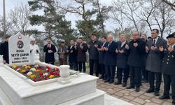 Seyit Onbaşı'nın Kabri Başında Anma Töreni Düzenlendi