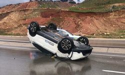 Siirt'te araç kontrolden çıkarak takla attı