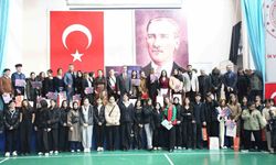 Şırnak'ta Genç Yetenekler Tiyatro Yarışmasında Sahne Aldı