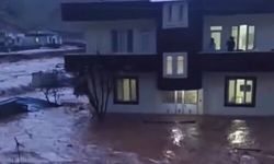 Şırnak'ta Yağmur Sel Felaketine Yol Açtı, Evler Su İçinde Kaldı