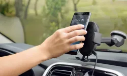 Araba Camında Telefon Tutucu Yasaklandı! Cezası 21 Bin Lira