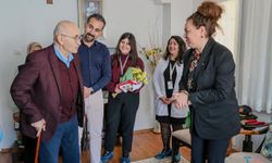 Tepecik Eğitim ve Araştırma Hastanesi'nden Kıbrıs Gazisi'ne Anlamlı Ziyaret