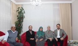 Tercan Kaymakamı Duman, Şehit Ailesinin İftar Sofrasını Ziyaret Etti