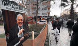 Turgutlu'da İlber Ortaylı Anısına Helva İkramı