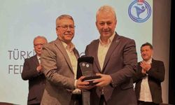 Türkiye Halk Oyunları Federasyonu Başkanı Hüseyin Güler Ege Üniversitesi'nde Konferans Verdi