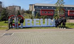 Uluslararası Öğrenciler Barış İçin Ses Veriyor: 'Savaşta Kazanan Yok'