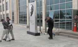 Uşak'ta uyuşturucu baskını: 4 kişi tutuklandı