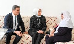 Vali Baruş, Bayramda Şehit Ailelerini Ziyaret Ediyor