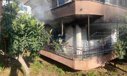 Yangın sırasında 4 yaşındaki yeğenini kurtarmaya çalışan kişi yaralandı