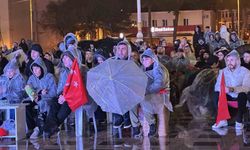 A Milli Takım'a yağmurda büyük destek