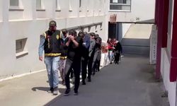 Adana'da fuhuş operasyonu: 12 gözaltı, 9 kadın kurtarıldı