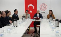 Adıyaman İl Milli Eğitim Müdürü Ali Tosun, Öğretmenlerle Eğitim Vizyonunu Geliştiriyor