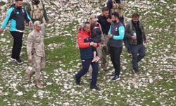 AFAD ekipleri Zikan Darga'yı buldu: Siirt'te kaybolan 3 yaşındaki kız için umut dolu gelişme