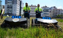 Akıllı çim biçme robotları Atakum'da devrede: 6 kişilik iş gücüne eşdeğer