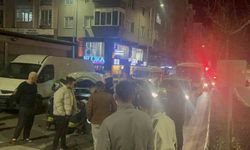 Alkollü sürücü işçi servis minibüsüne çarptı, şoföre tehditler savurdu