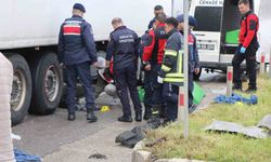 Amasya'da cenaze dönüşü kaza: Tırın altına fırlayan bebek hayatını kaybetti