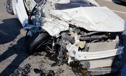 Ankara'da tıra çarpan otomobil takla attı: 1 kişi ağır yaralı