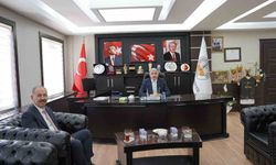 Arpaçay Belediye Başkanı Kahta'yı Ziyaret Etti