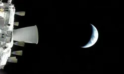 Artemis II astronotları, Ay'a çekim alanına girdi