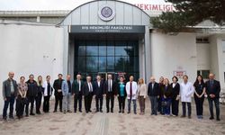 Atatürk Üniversitesi Diş Hekimliği Fakültesi'nde Yeni Klinik ve Acil Müdahale Odası Açıldı