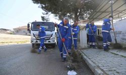 Aydın Büyükşehir, Acarlar'da temizlik ve düzenleme çalışmaları yaptı