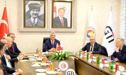 Bakan Bolat: 'İran'a açılan sınır kapılarında herhangi bir sıkıntı yok'