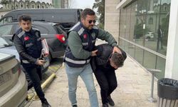 'Bakar mısın' tuzağı: Altın zinciri kapkaç, kamerada