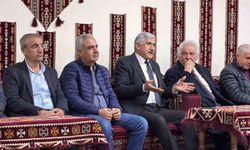 Başkan Hallaç, avukatlarla bir araya geldi