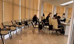 Başkan Subaşı toplantıya katılmayınca bazı koltuklar boş kaldı