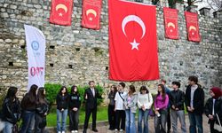 Başkan Yılmaz gençlerle Bursa'nın fethini paylaştı