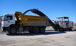 Battalgazi'de Sökülen Asfalt Kırsal Yollarda Yeniden Kullanılıyor