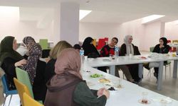 Bayburt'ta Otizmli Çocukların Ergenlik Süreci Annelerle Tartışıldı