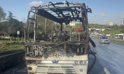 Bayrampaşa'da minibüs yangını paniğe yol açtı