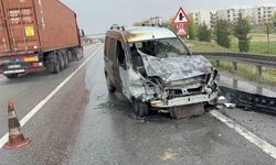 Beyin kanaması geçiren sürücünün durumu kritik