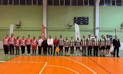 Beylikova'da voleybol turnuvası muhteşem bir finalle noktalandı