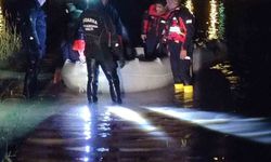 Bismil'de selde mahsur kalan çoban, kurtarma ekipleri tarafından kurtarıldı