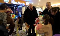Bolu'da 23 Nisan'da çocuklara oyuncak sürprizi