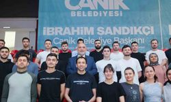 Canik Belediyesi gençleri hedeflerine ulaştırıyor