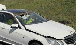 Çatalca'da direksiyon hakimiyeti kaybı: 2 kişi kazayı hafif atlattı