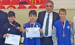 Çeşme'de zeka yarışmaları coşkusu