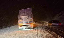 Çorum'da etkili kar yağışı sürüyor