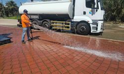 Çukurova Belediyesi yeşil alanlarda yoğun çalışmalara devam ediyor