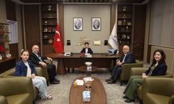 Darıca'da çocuklara temsili başkanlık koltuğu devredildi