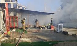 Defne'de market yangını paniğe neden oldu