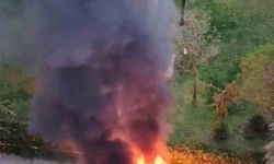 Diyarbakır'daki sitede korkutan yangın: Alevler yükseldi, araçlar zarar gördü