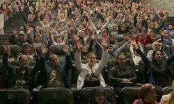 Dörtyol'daki öğrenciler sinema keyfi yaşadı