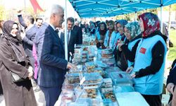 Düzce'de nişanlı gençler için hayır çarşısı açıldı